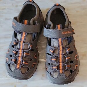 Merrell Kids Grey and Orange Closed-Toe Sport Sandals Size 12